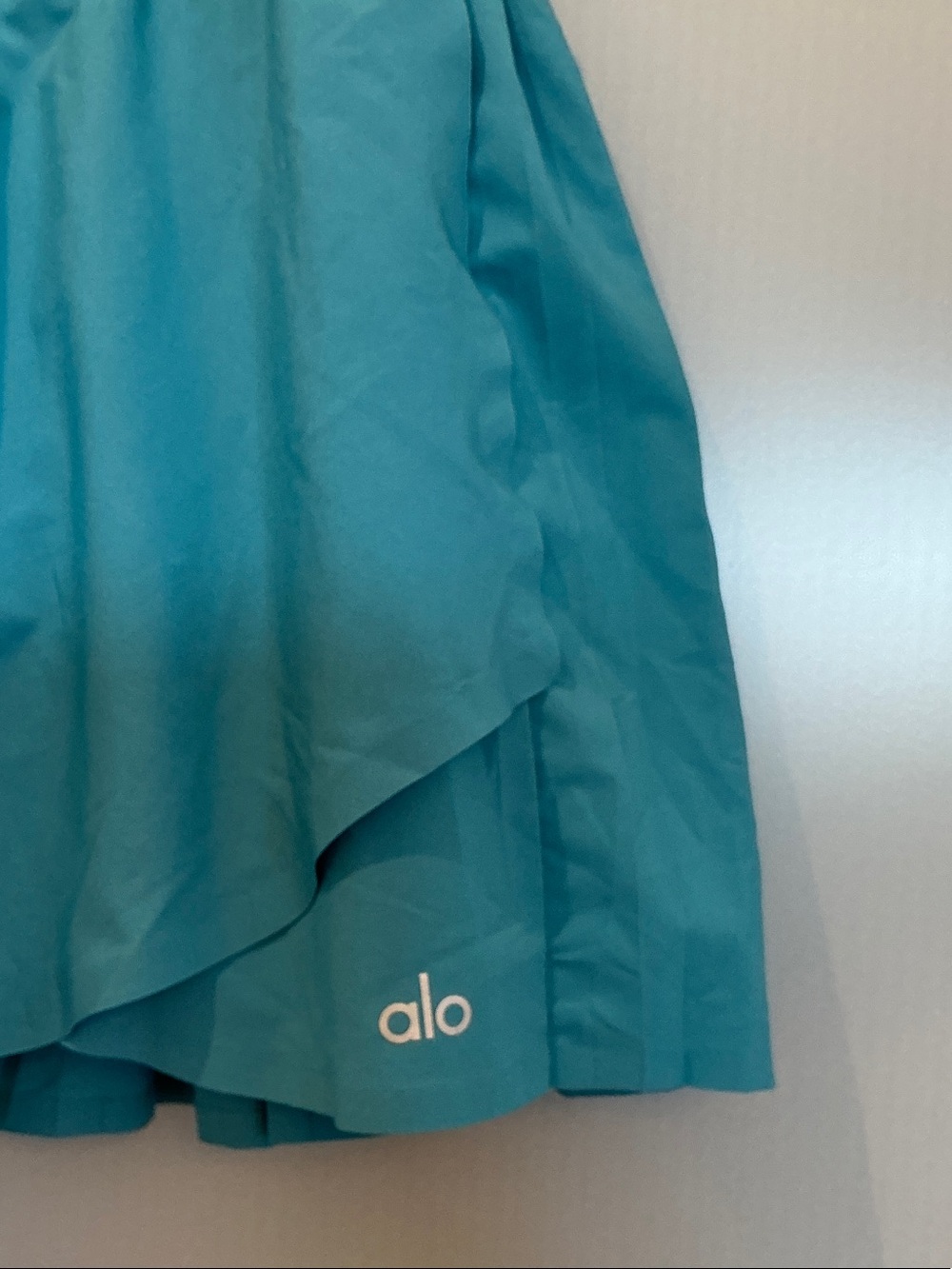 ALO Yoga Teal Pleated Skirt - Picture 5 of 8